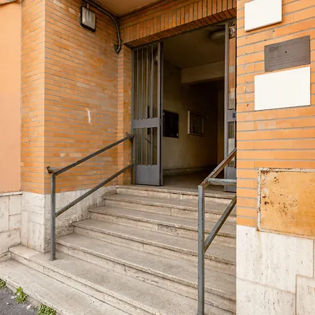 Apartament Scaramantico *